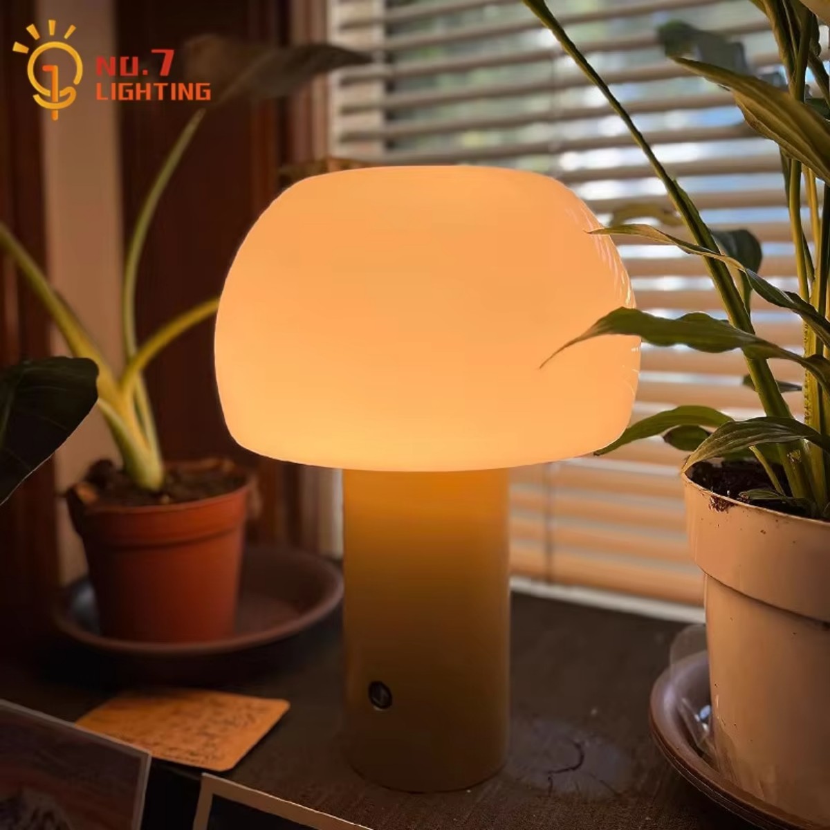 Mushroom Table Lamp - Nordic Rechargeable Mushroom Lamp Battery Powered