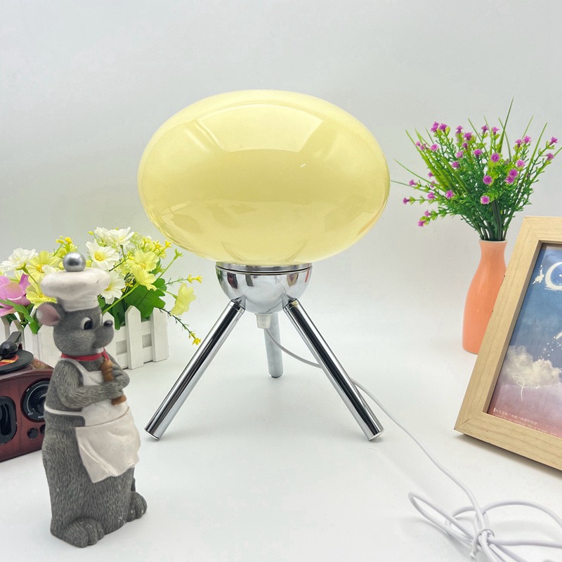 Bauhaus Nordic Ins Girls Style - огляд і ціна Mushroom Table Lamp