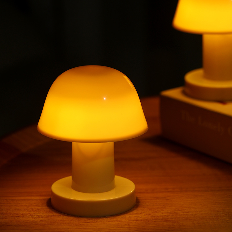 Creative Mushroom Table Lamp L - огляд і ціна Mushroom Table Lamp